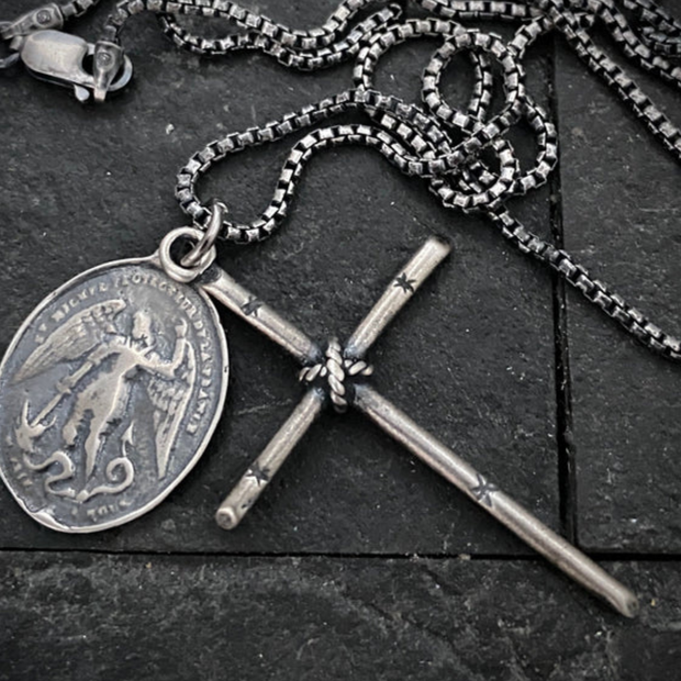 Silver Cross Necklaces- Graceful and Meaningful
